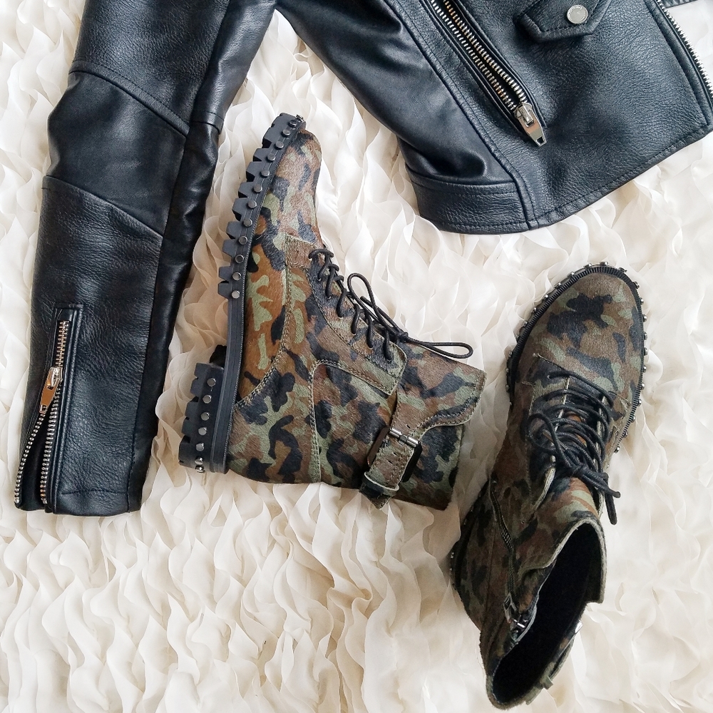 NWOT DOLCE VITA Prest Boot